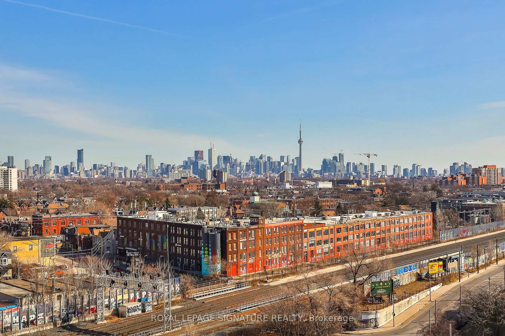 2720 Dundas Street Unit 501 photo 19