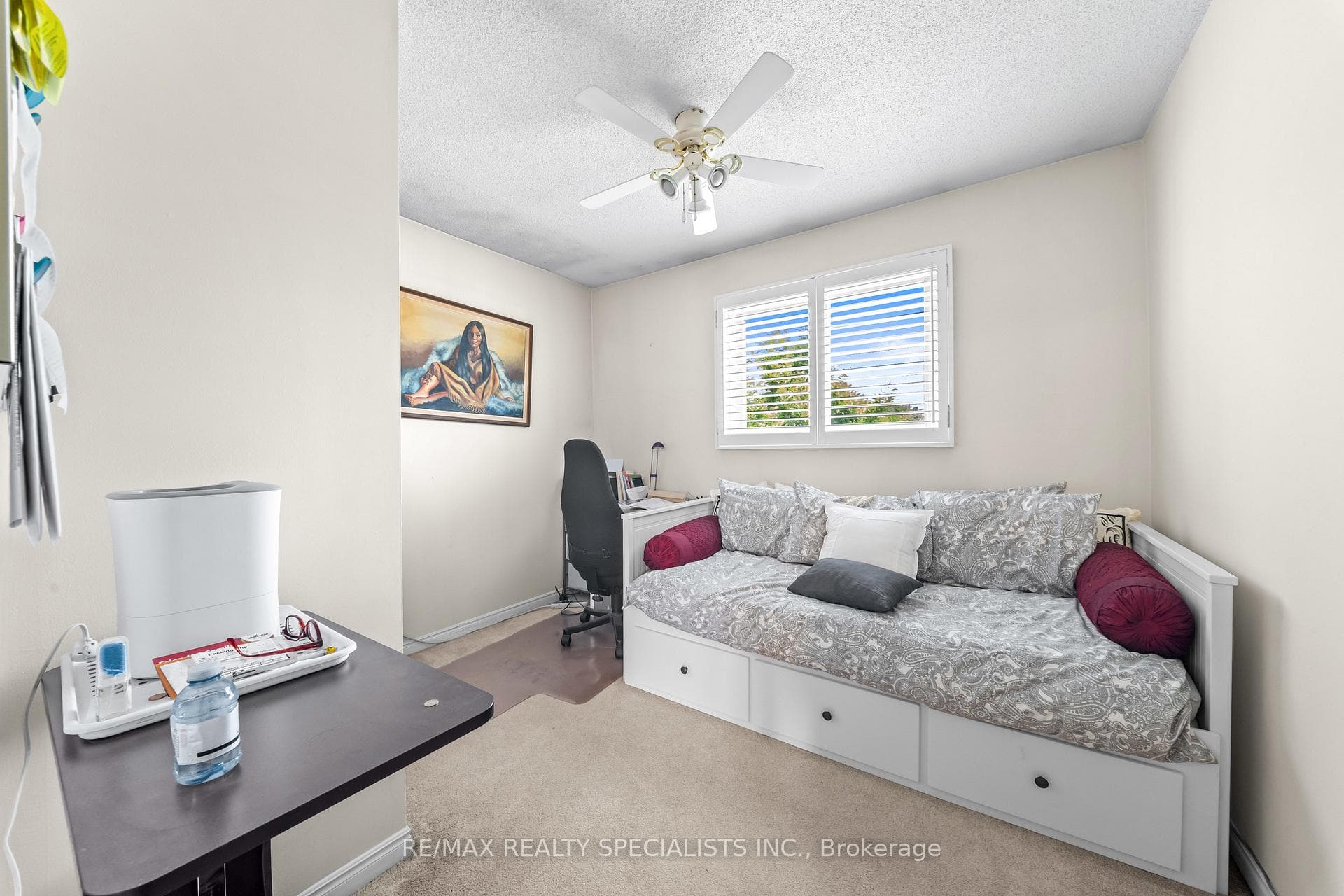 1004 Queensbridge Drive photo 21