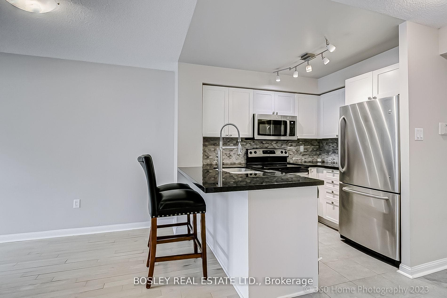 109 Front Street Unit 301 photo 7