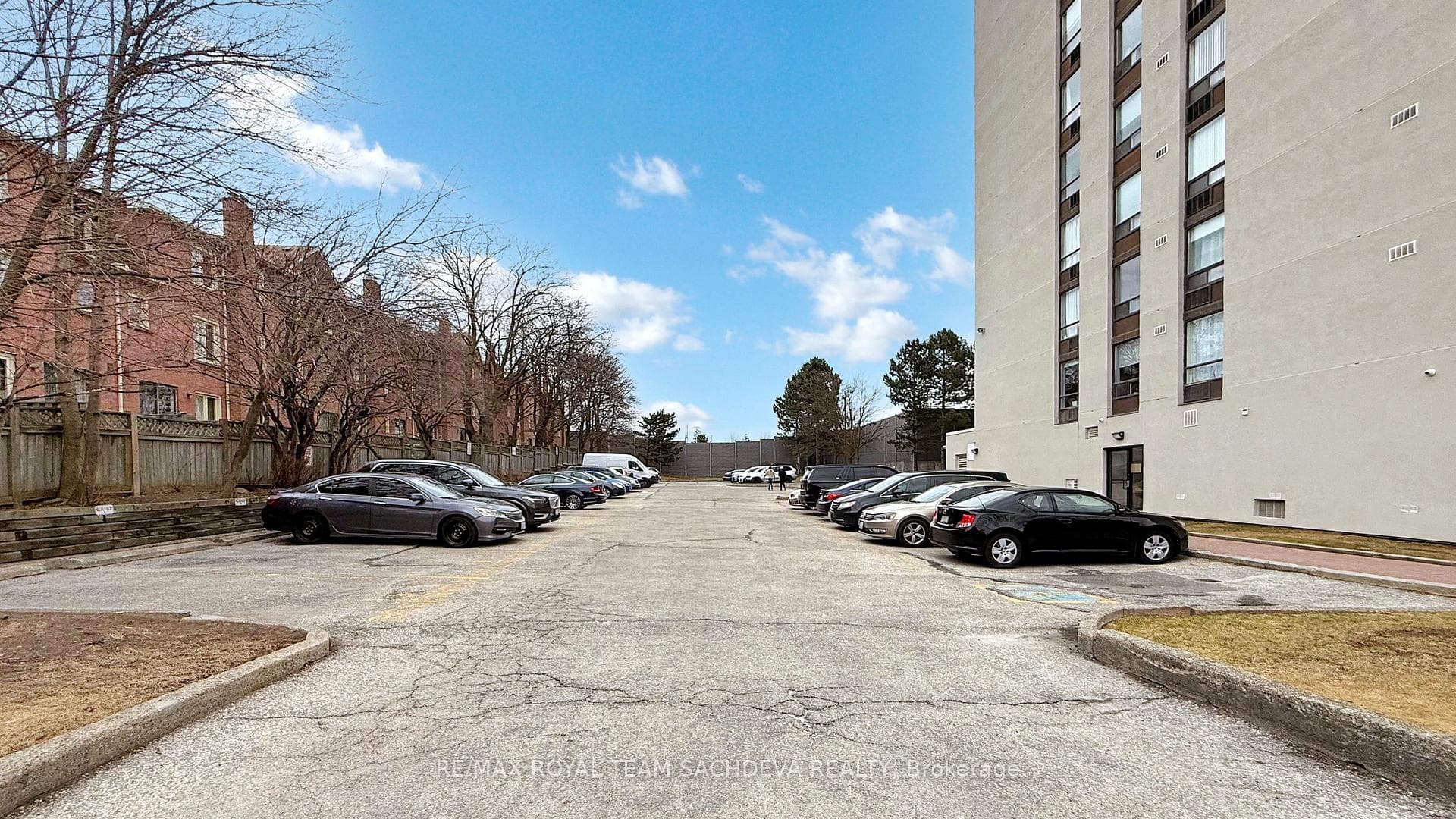 1 Reidmount Avenue Unit 903 photo 43