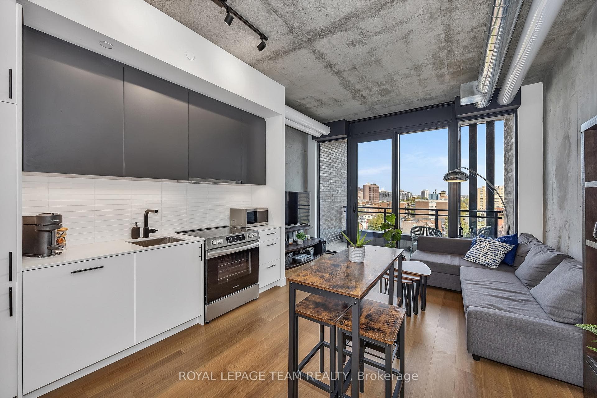 10 James Street Unit 707 photo 12