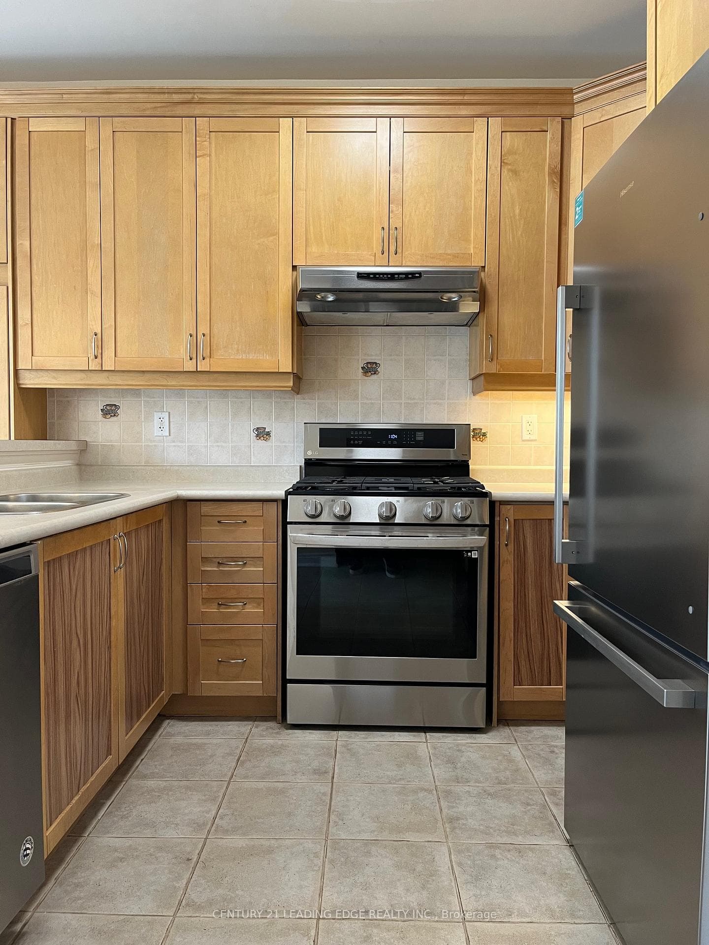 11 Honeyview Street photo 4