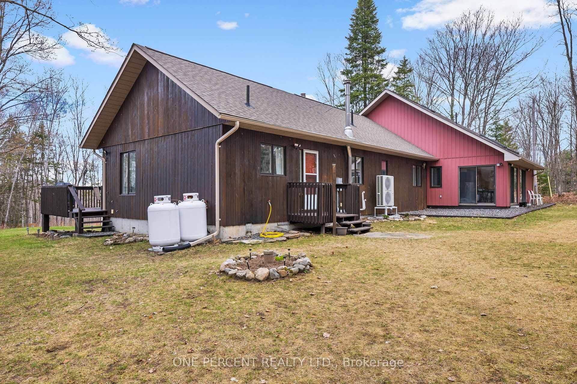 1069 Chalet Road photo 7