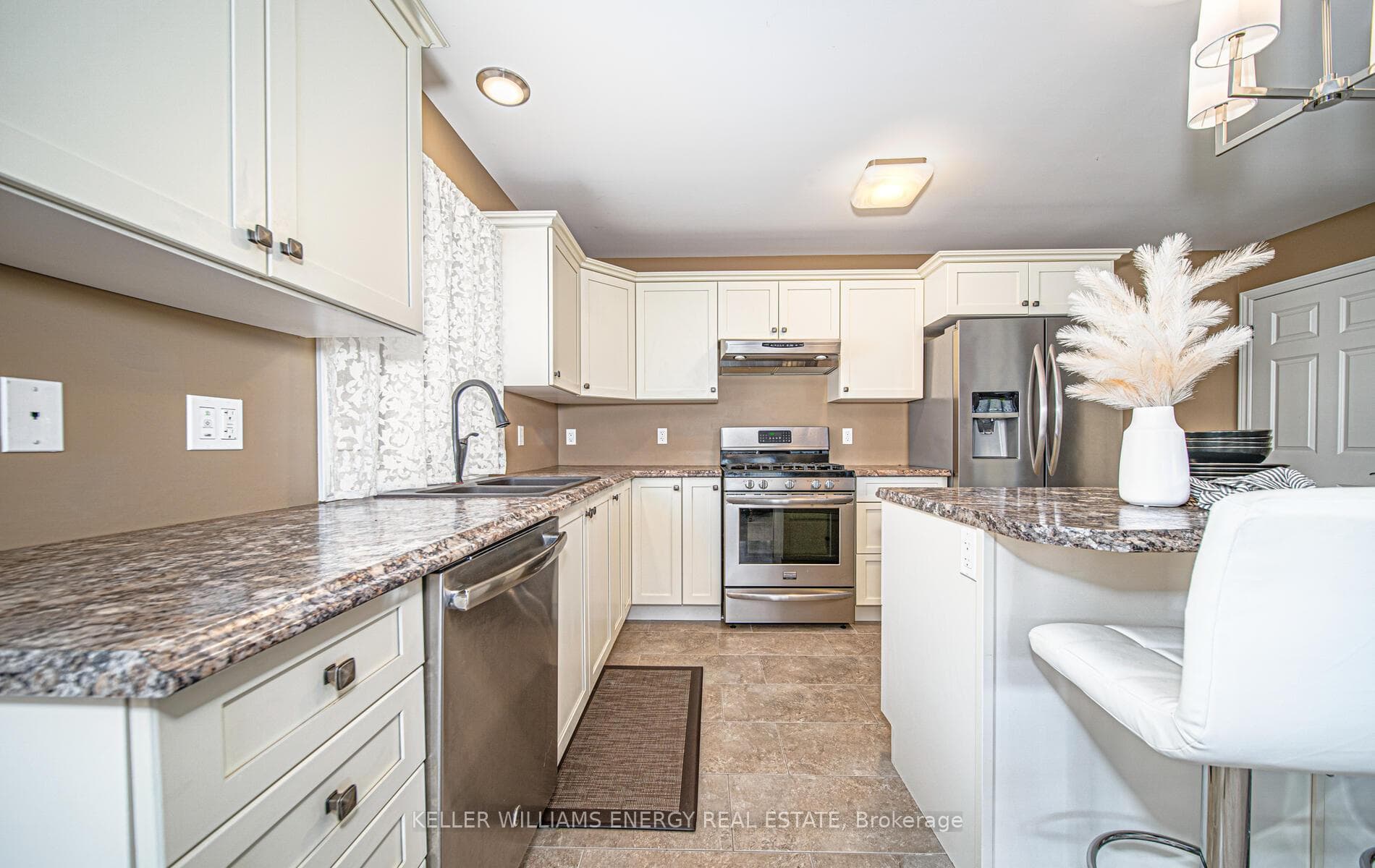 50 Ward Drive photo 17
