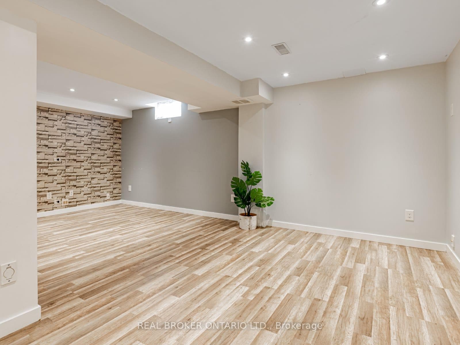 8 Rolling Hills Lane photo 24