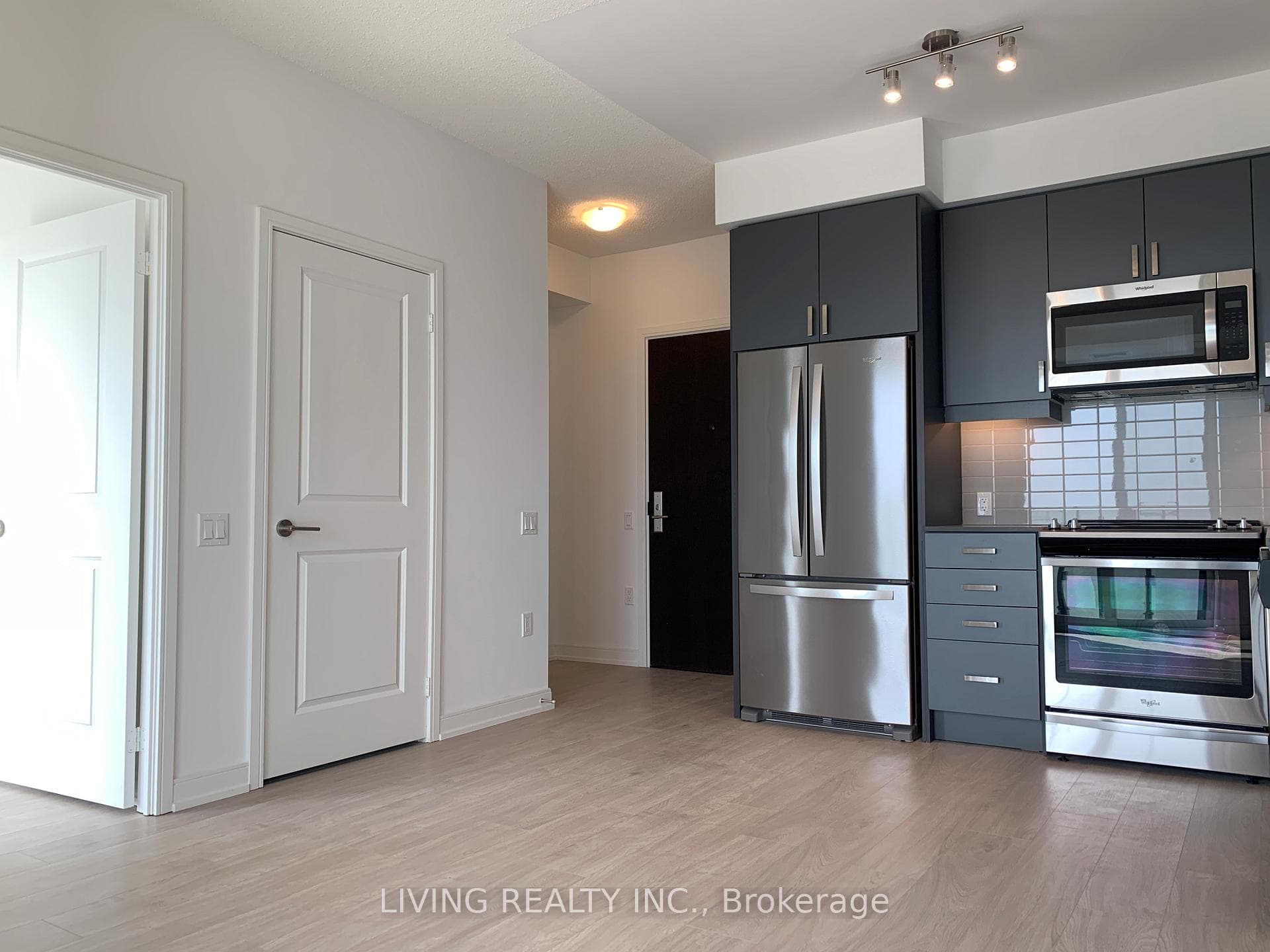 8 Nahani Way Unit 1808 photo 7