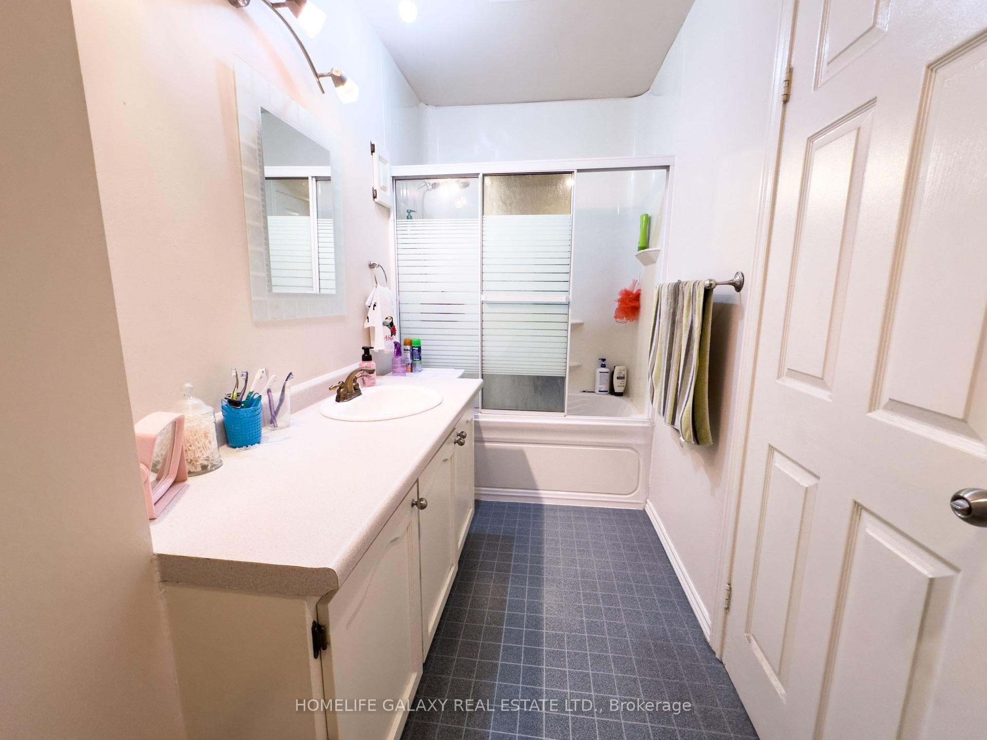 135 Trudeau Drive photo 26