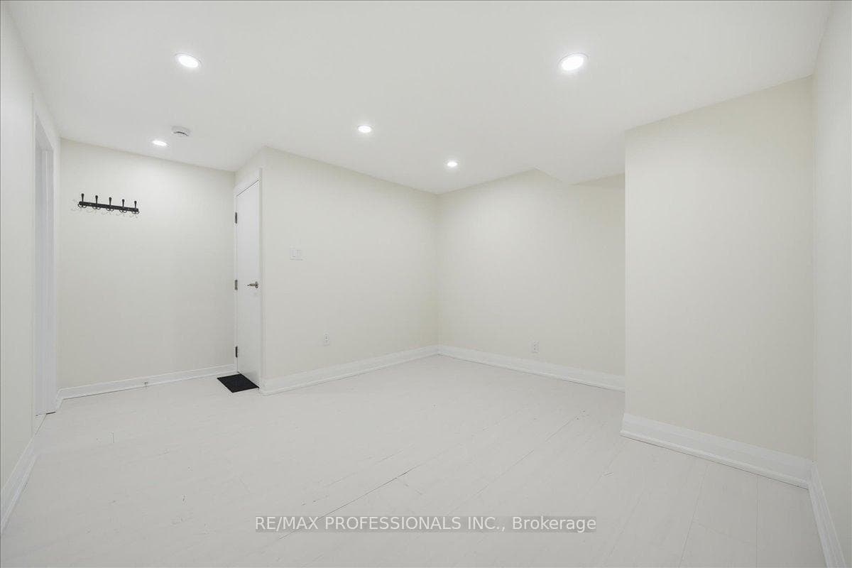 9611 Keele Street Unit C photo 5