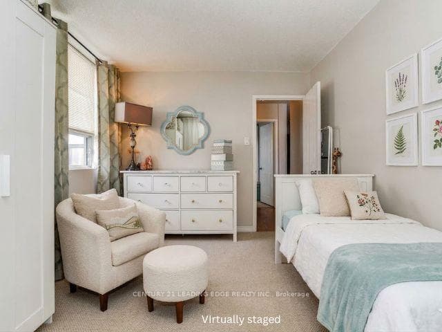 1665 Pickering Parkway Unit 815 photo 11