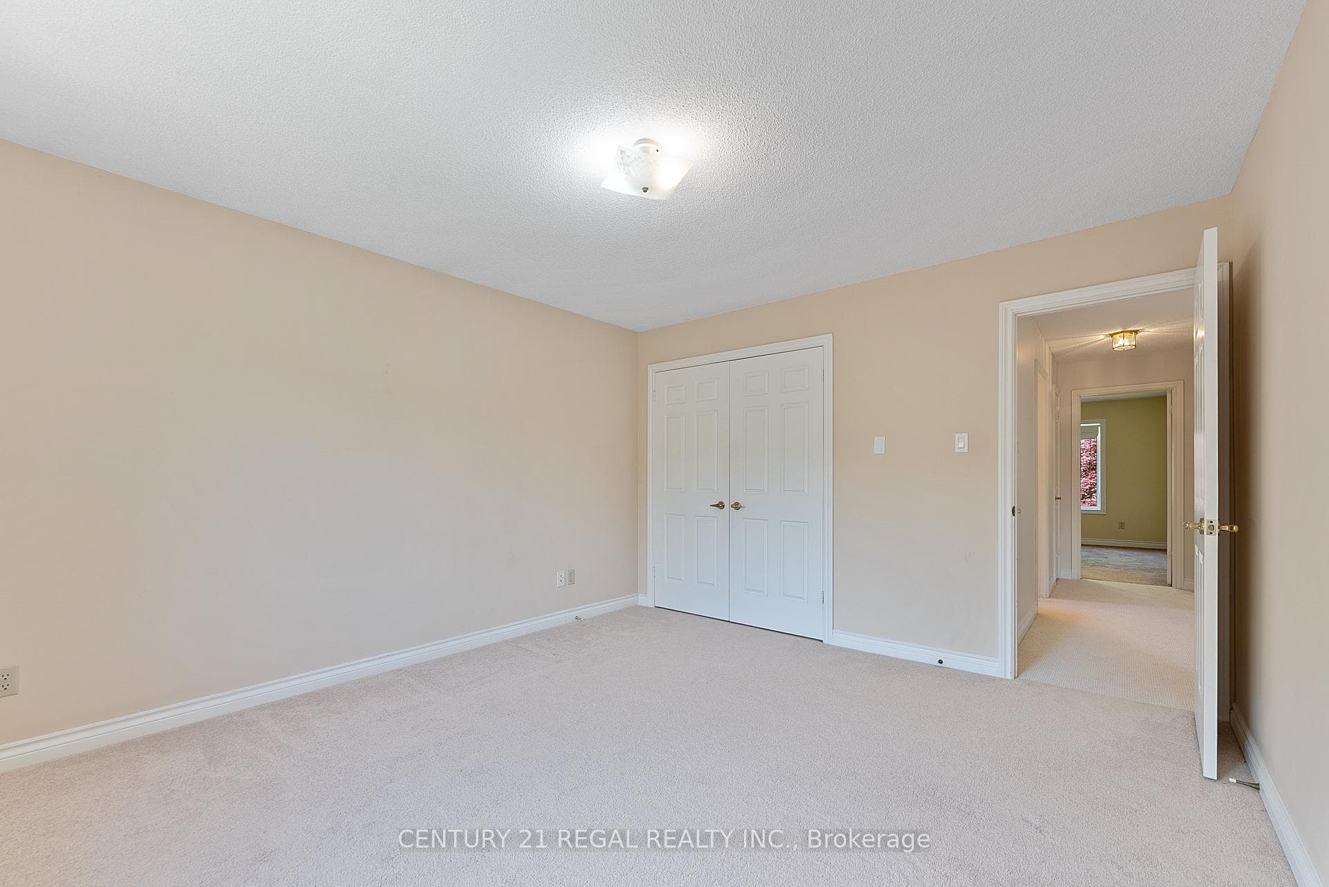 71 Invermarge Drive photo 35