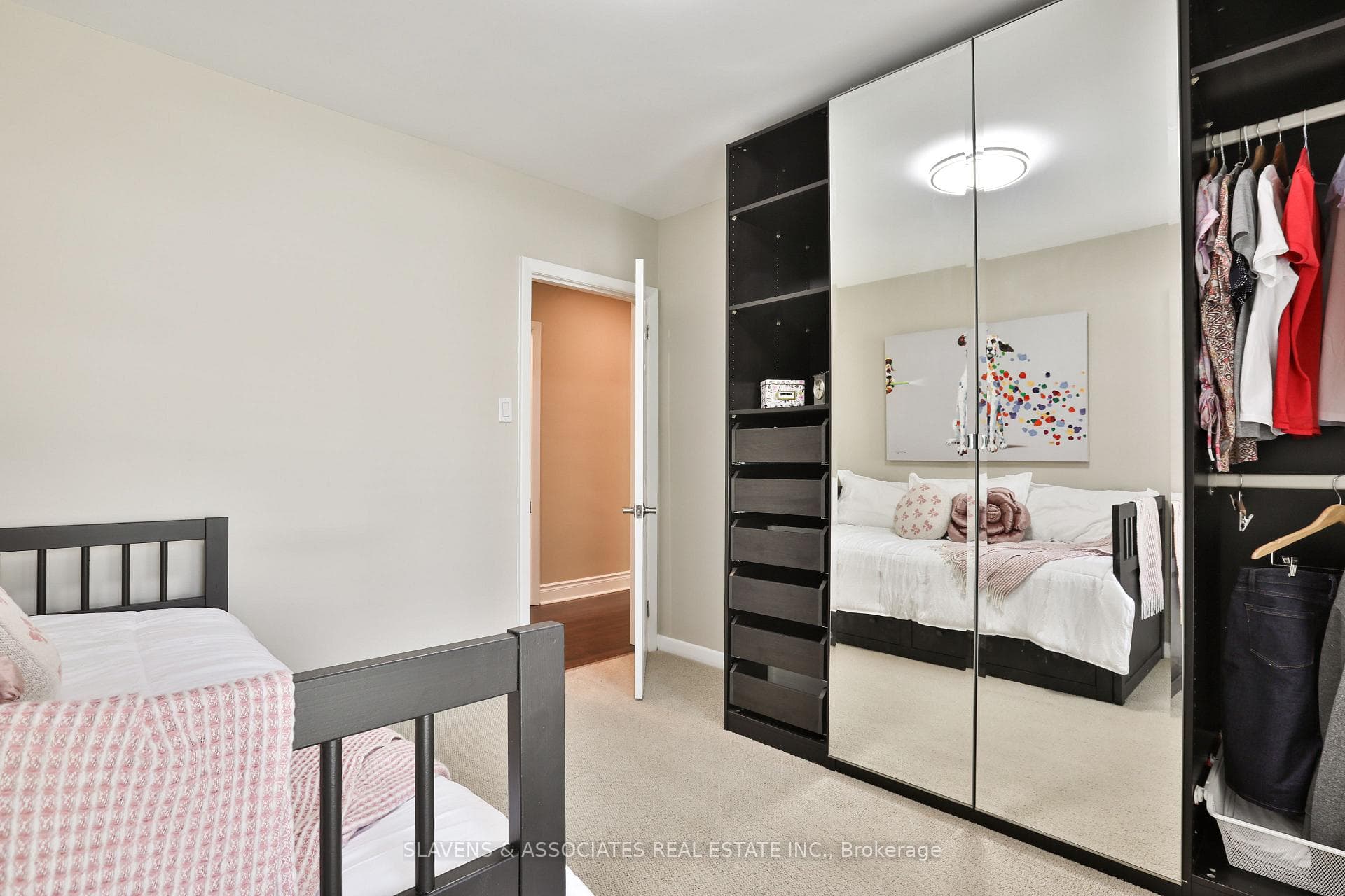 49 Hearthstone Crescent photo 27