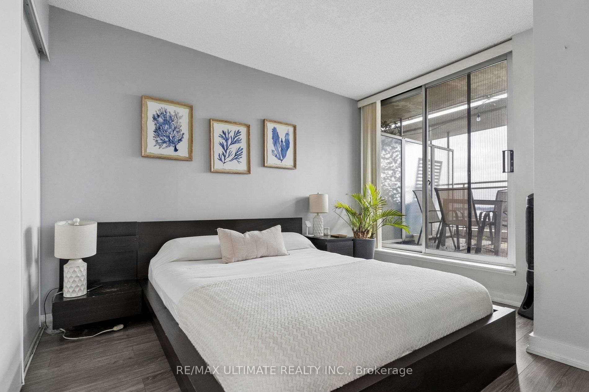 Spacious primary bedroom