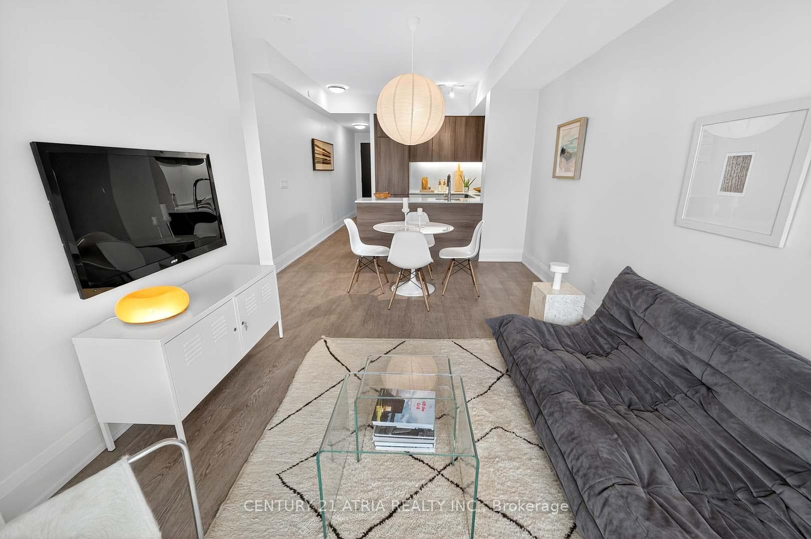 101 Erskine Avenue Unit 2915 photo 8