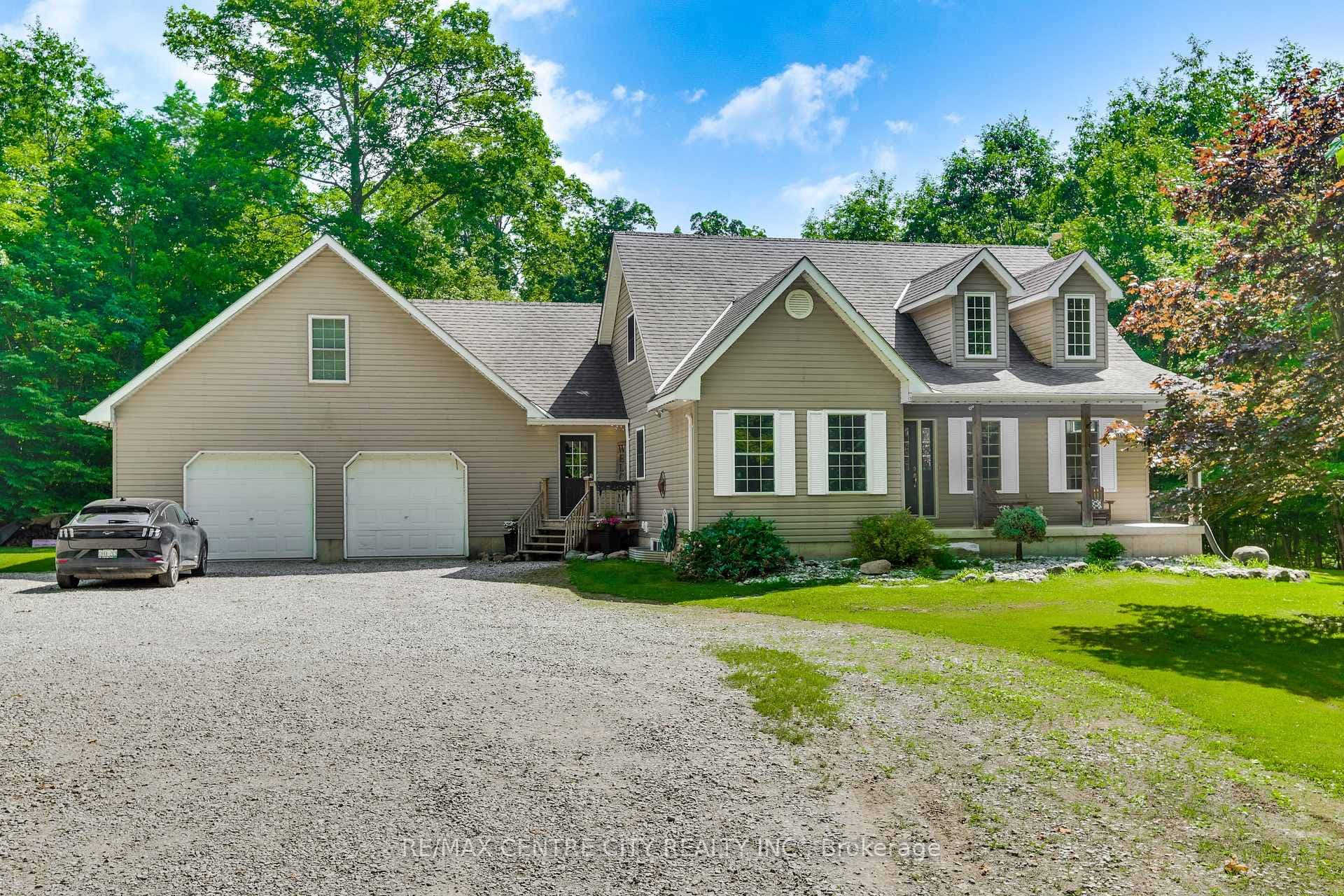 26098 Kerwood Road photo 2