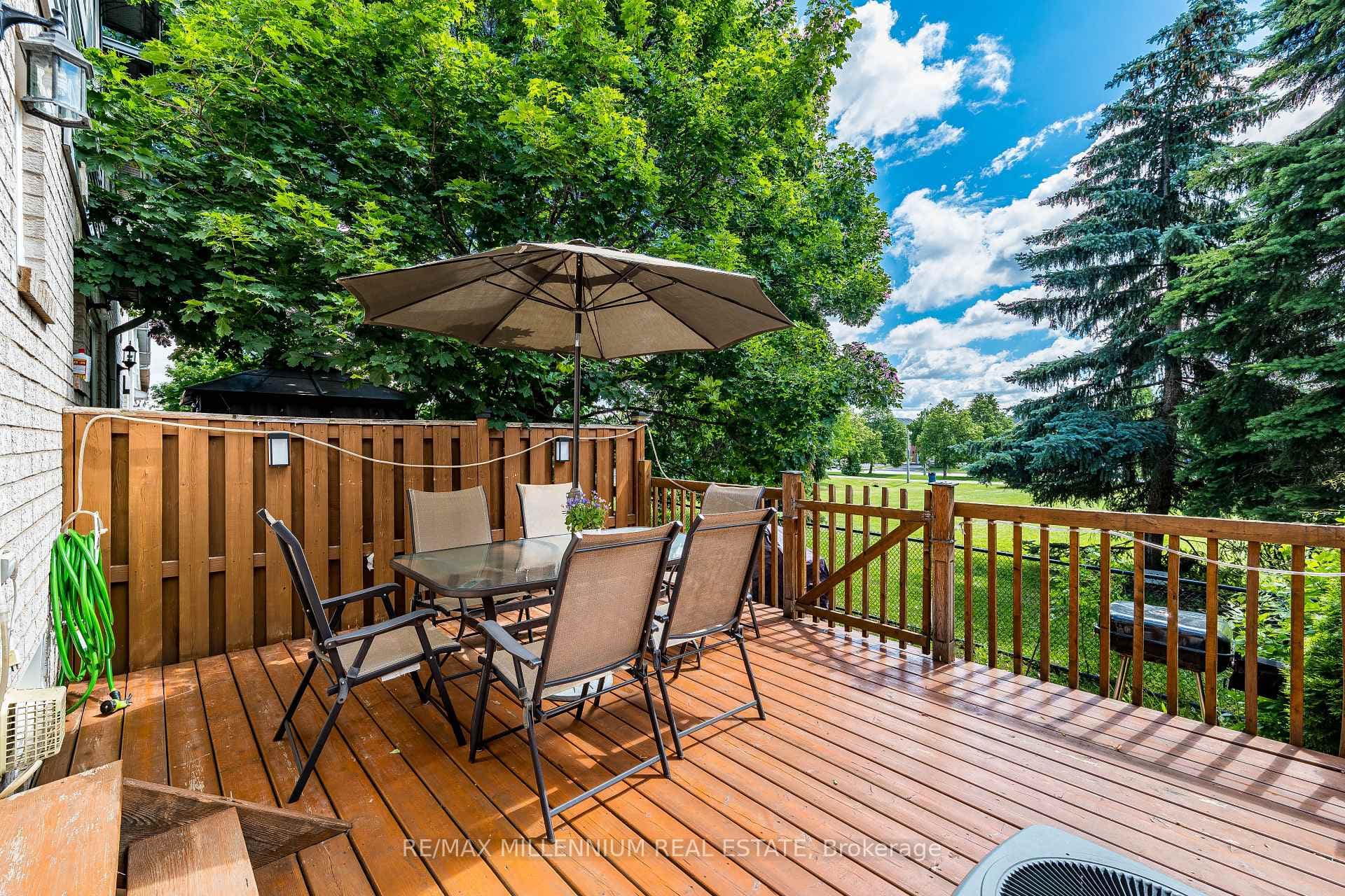 36 Spadina Road Unit 36 photo 44