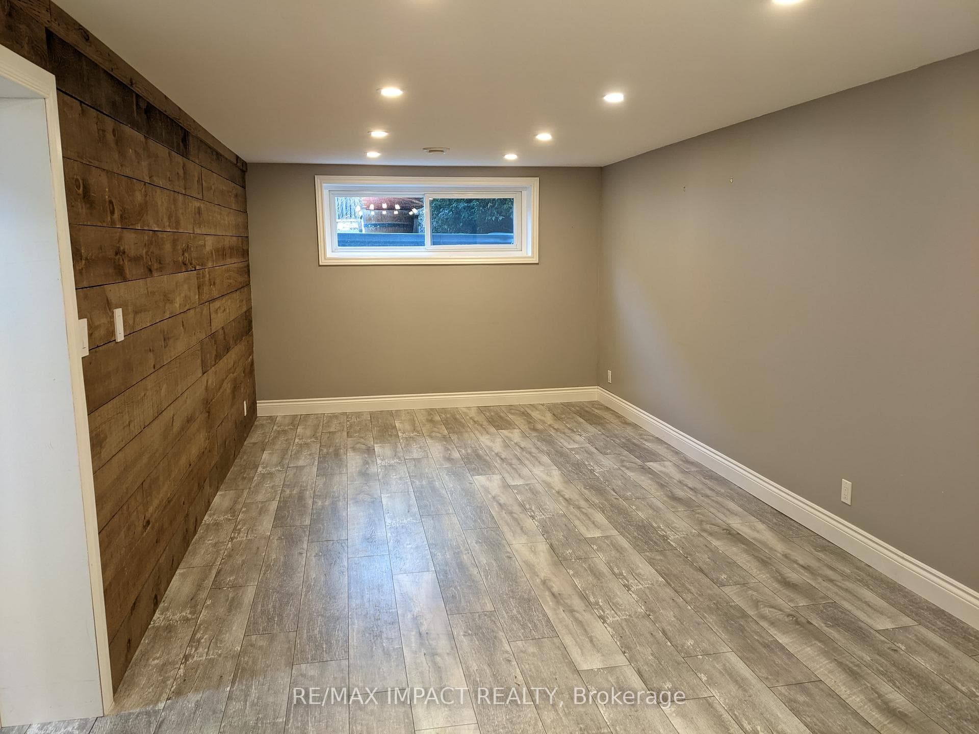 806 Stone Street photo 13
