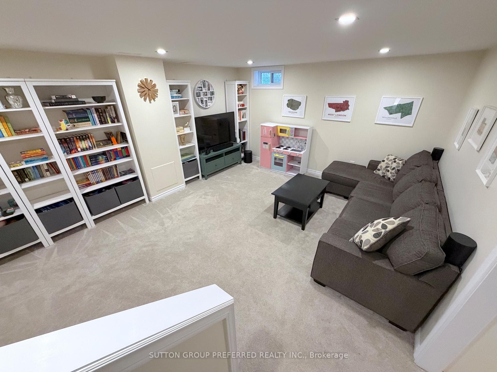 30 Forward Avenue Unit 2 photo 32