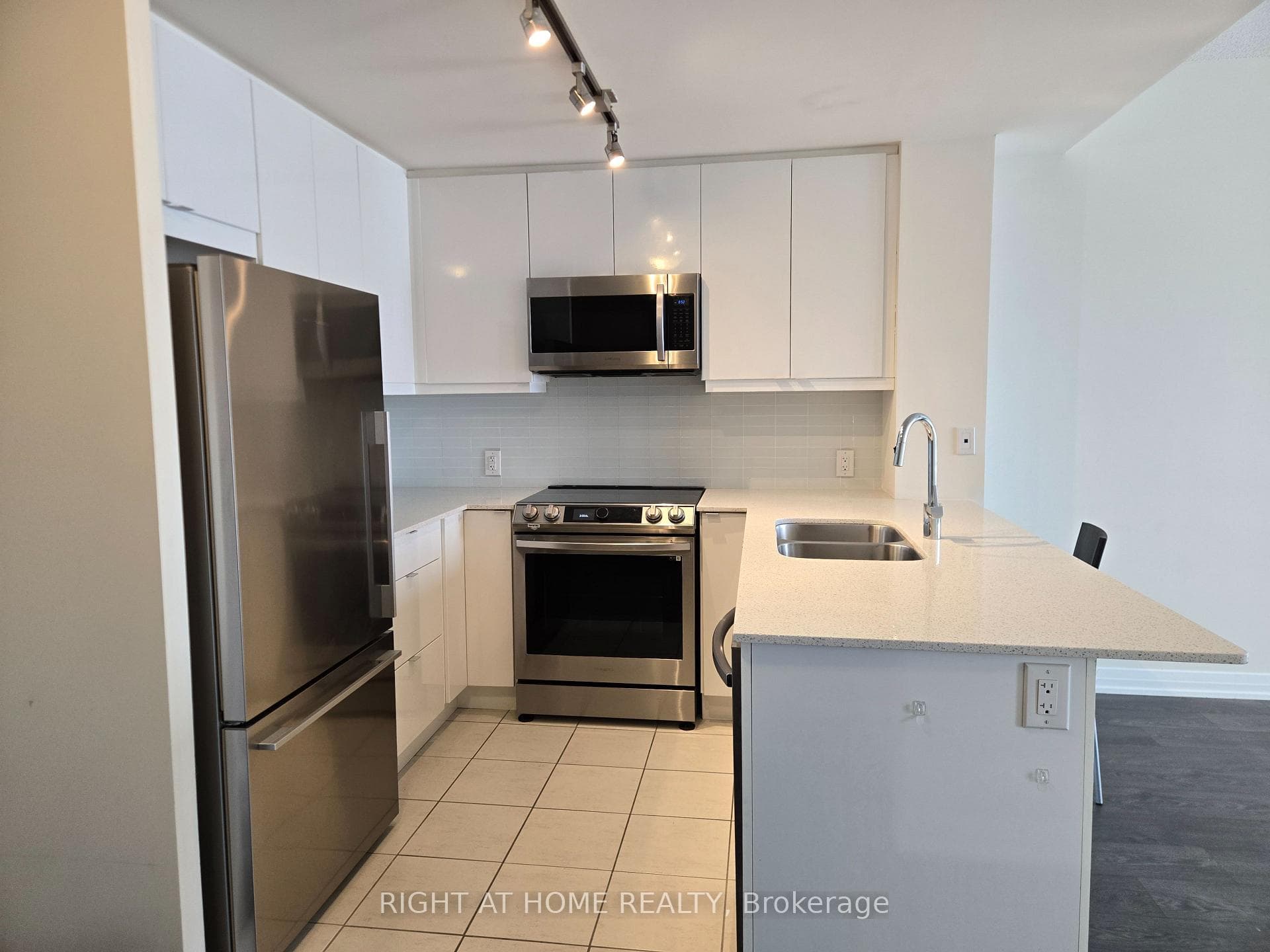 50 Thomas Riley Road Unit 2403 photo 3