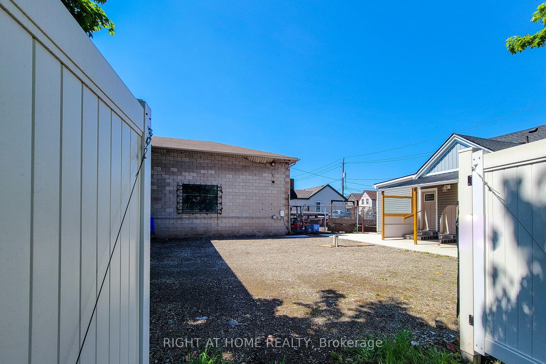 78 Hillyard Street photo 5