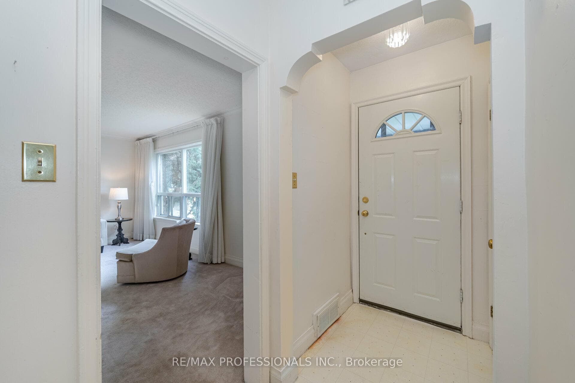 216 Shaver Avenue photo 7
