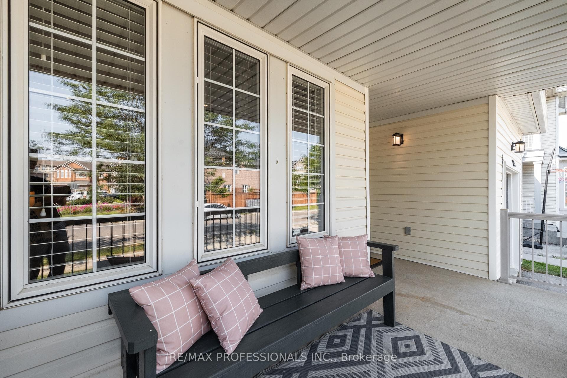 1245 Newell Street photo 31