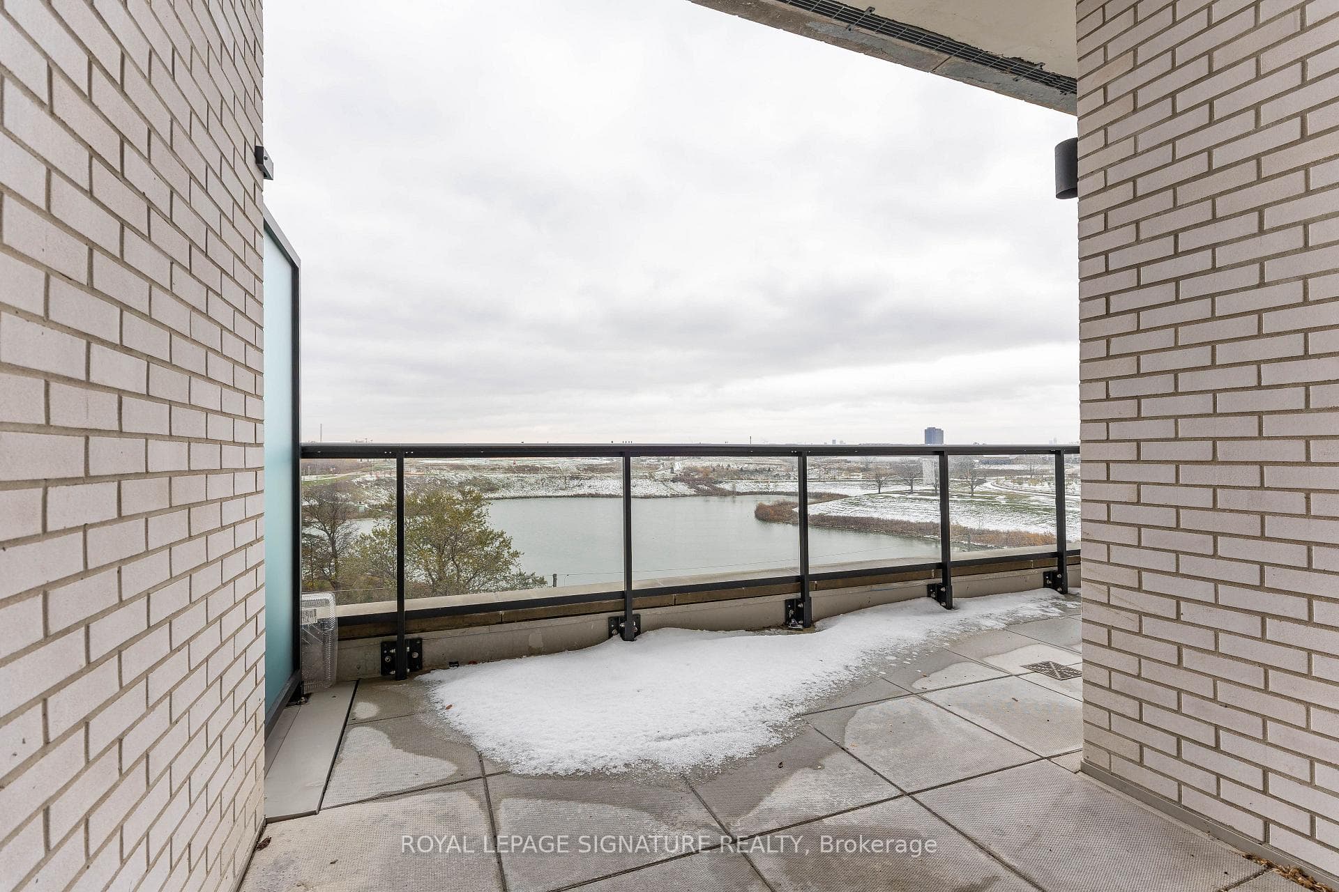 3100 Keele Street Unit 708 photo 21