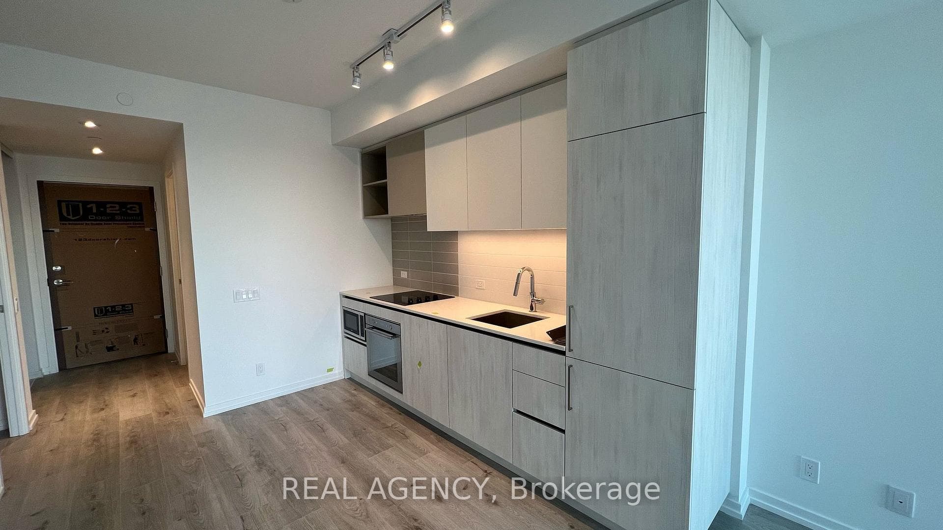 1000 Portage Parkway Unit 3008 photo 11