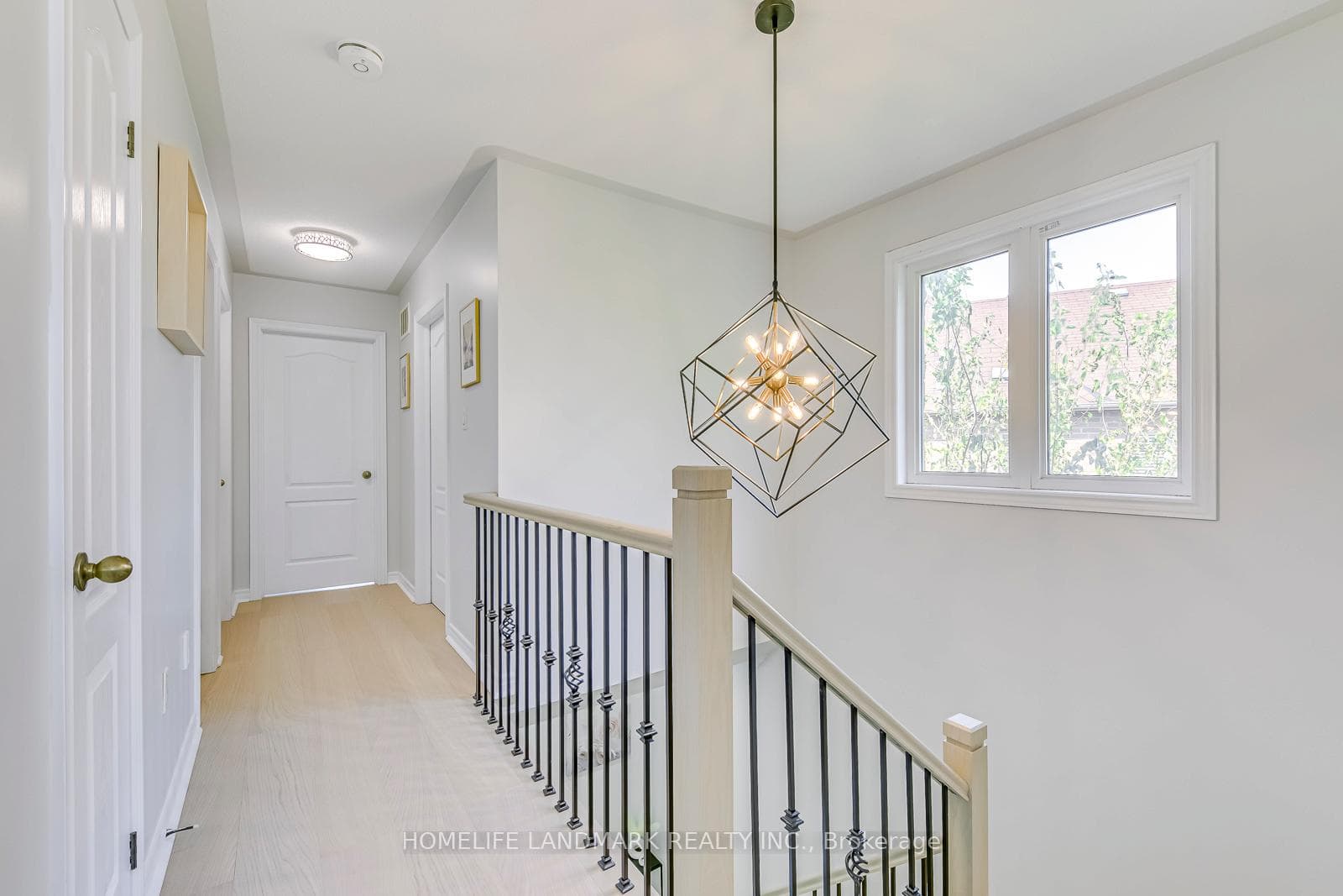 416 Spring Blossom Crescent photo 14