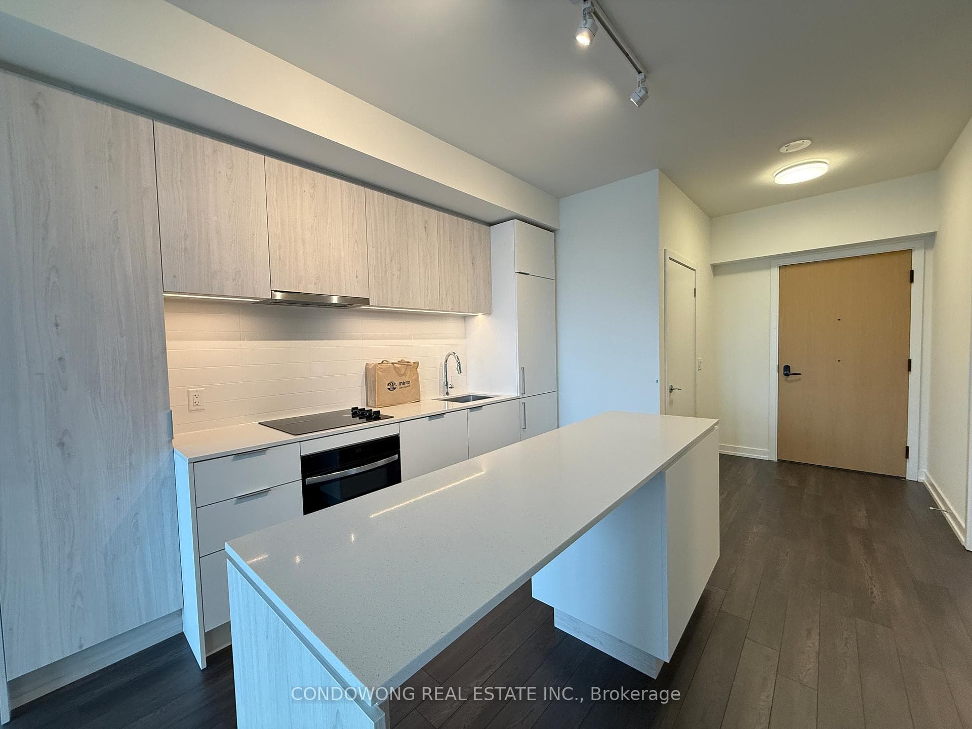 89 Church Street Unit 1108 photo 3