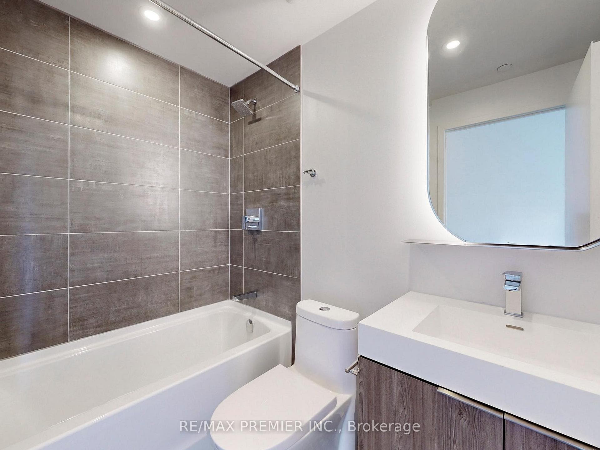 15 Holmes Avenue Unit 1311 photo 21