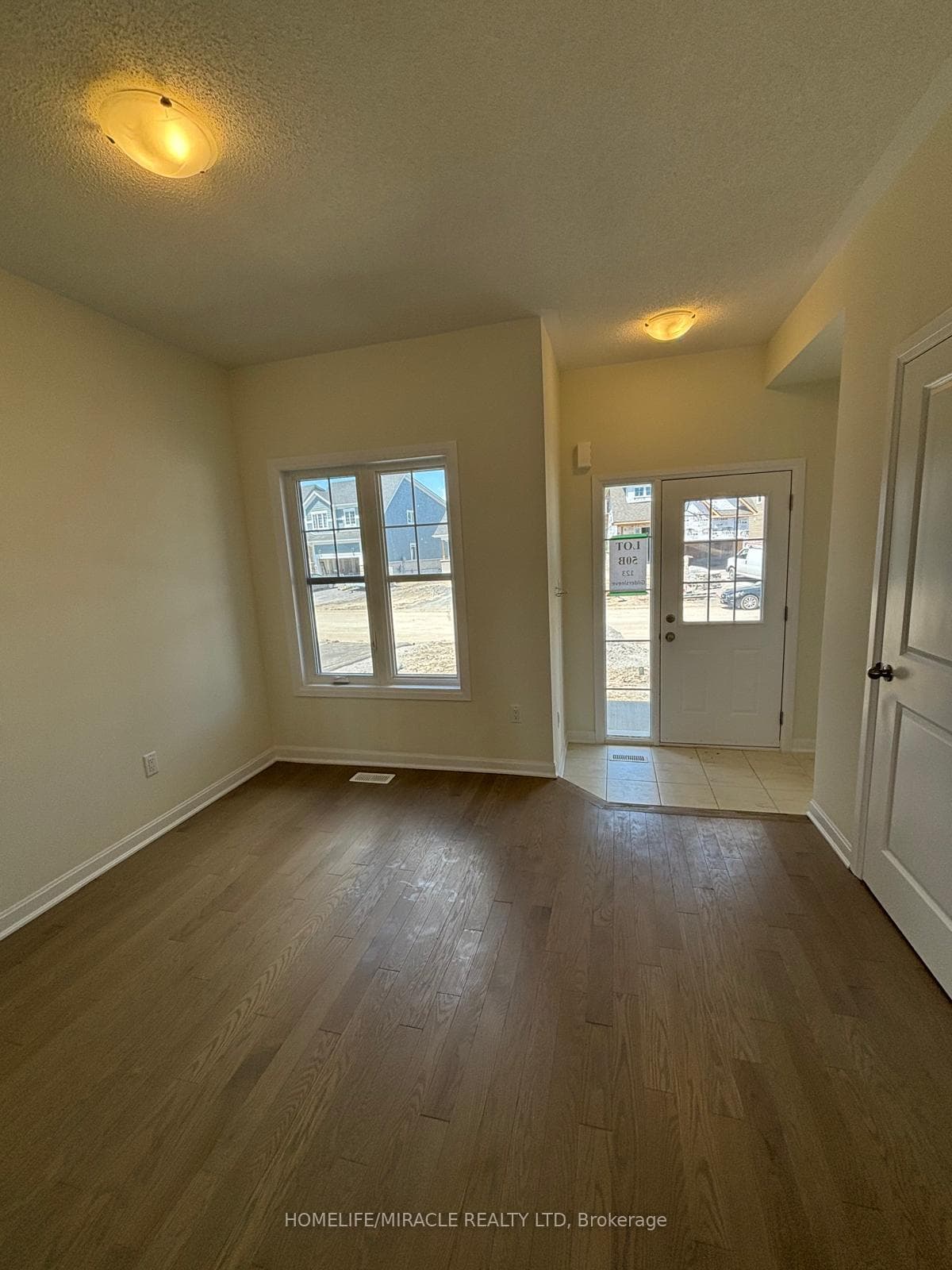 123 Gildersleeve Boulevard photo 4