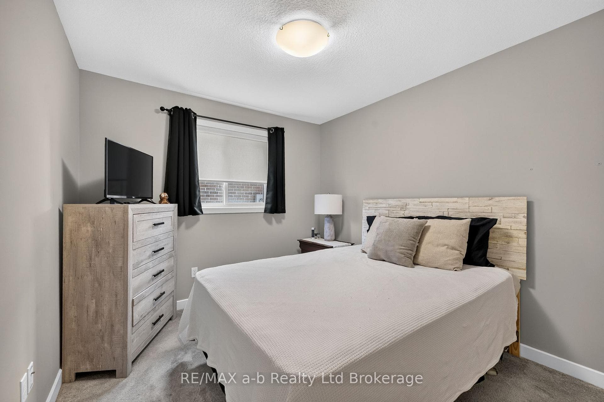 268 Wilson Avenue photo 22