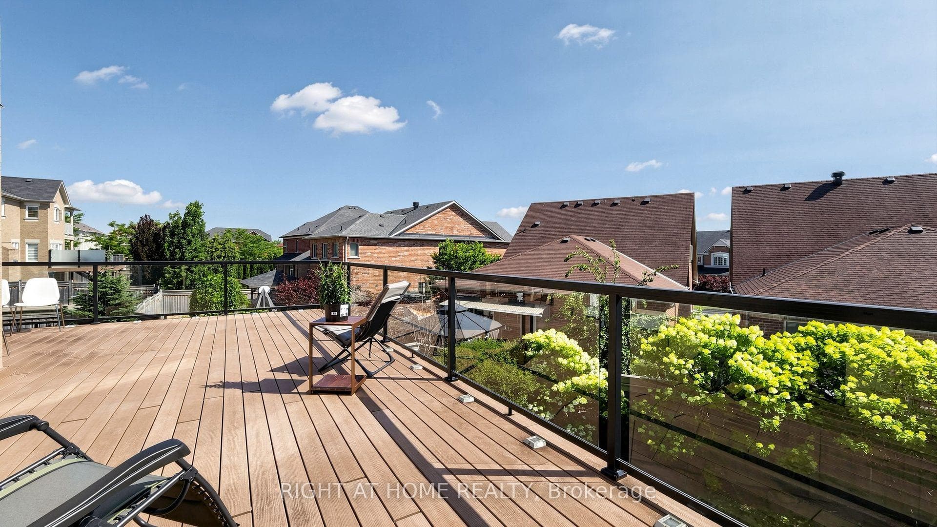 19 Heaney Court photo 44
