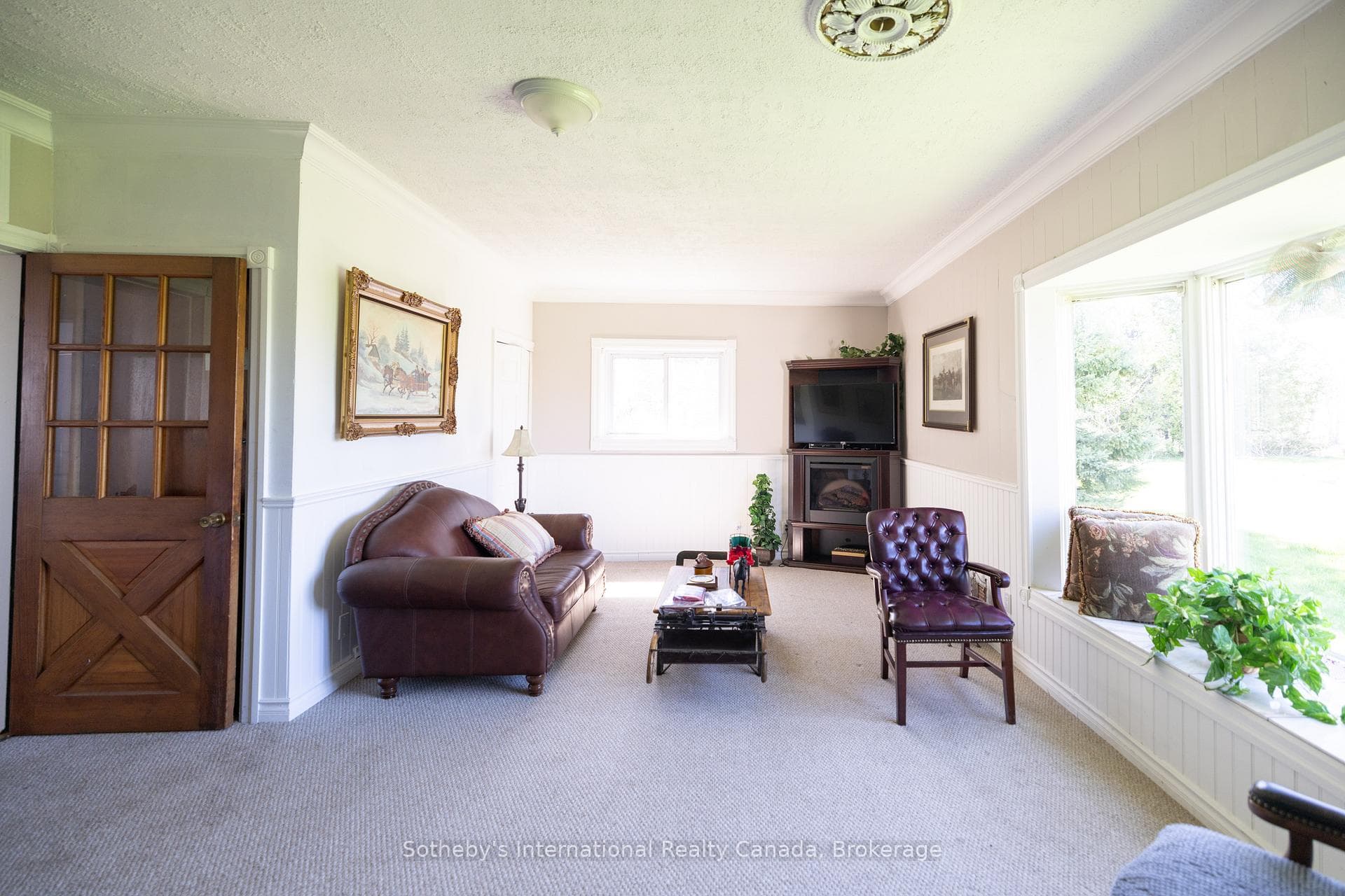 1614 Horseshoe Valley Road photo 37