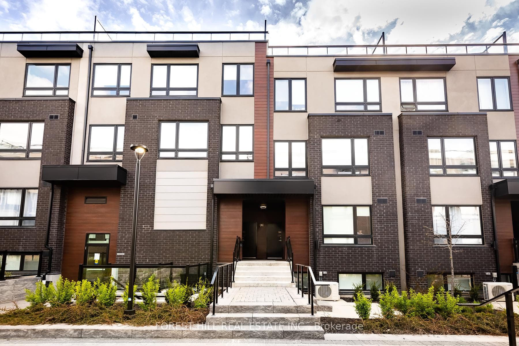 1100 Briar Hill Avenue Unit 307 photo 21