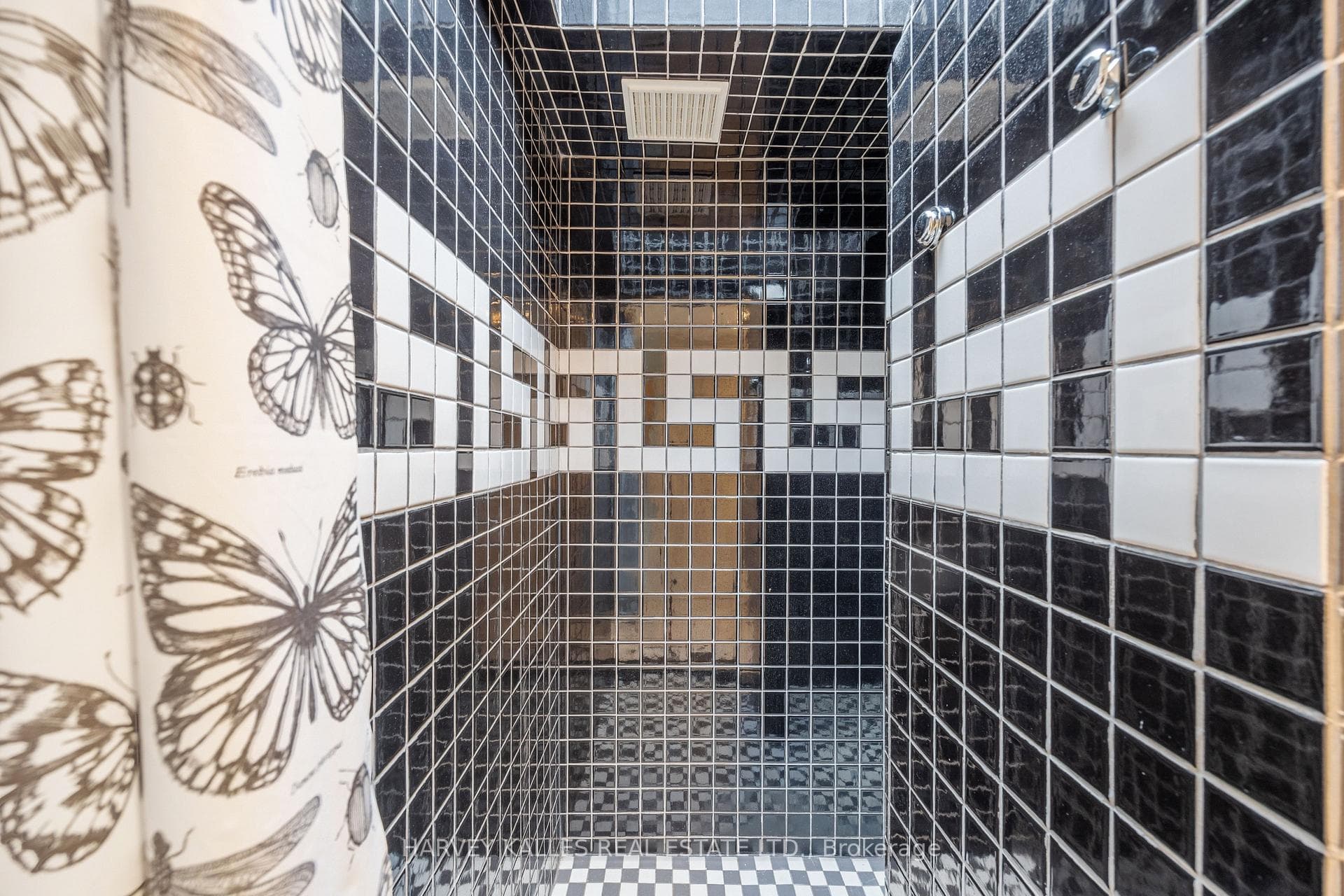 200 Seaton Street photo 19