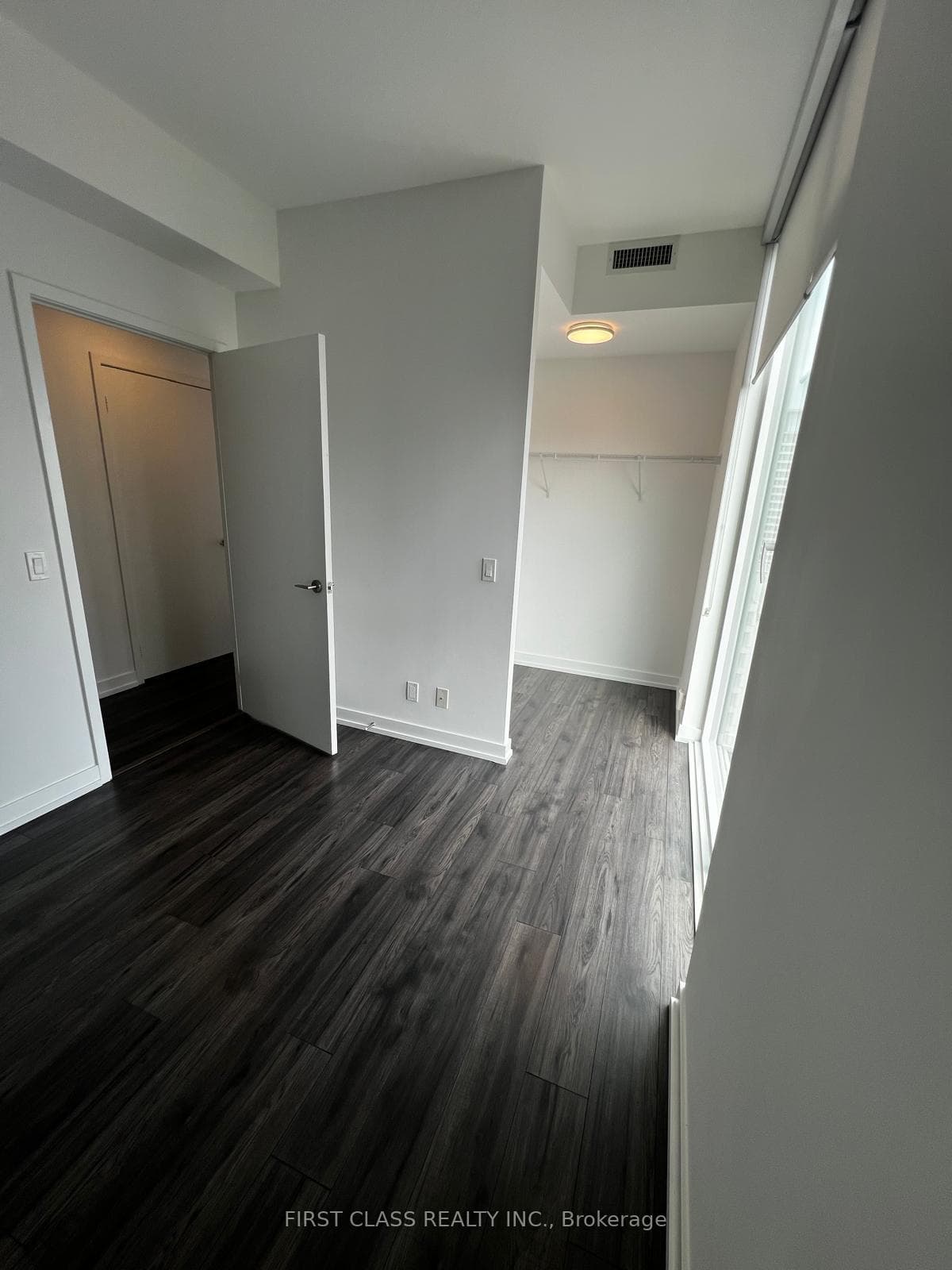 33 Helendale Avenue Unit 1606 photo 27
