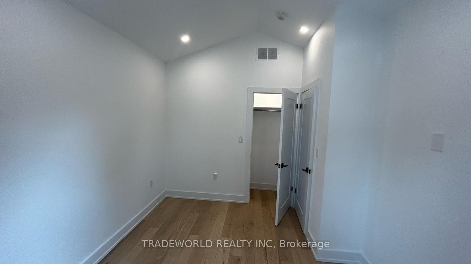 77 Wiley Avenue photo 29