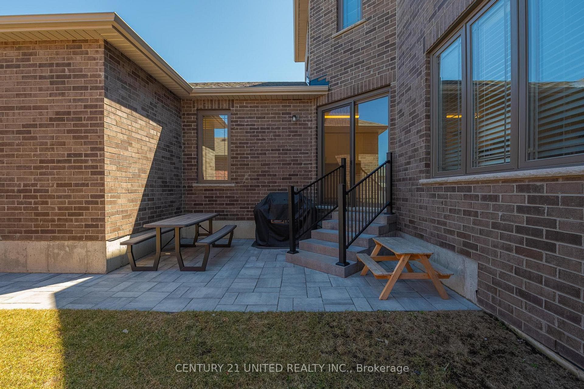 905 Bitten Lane photo 35