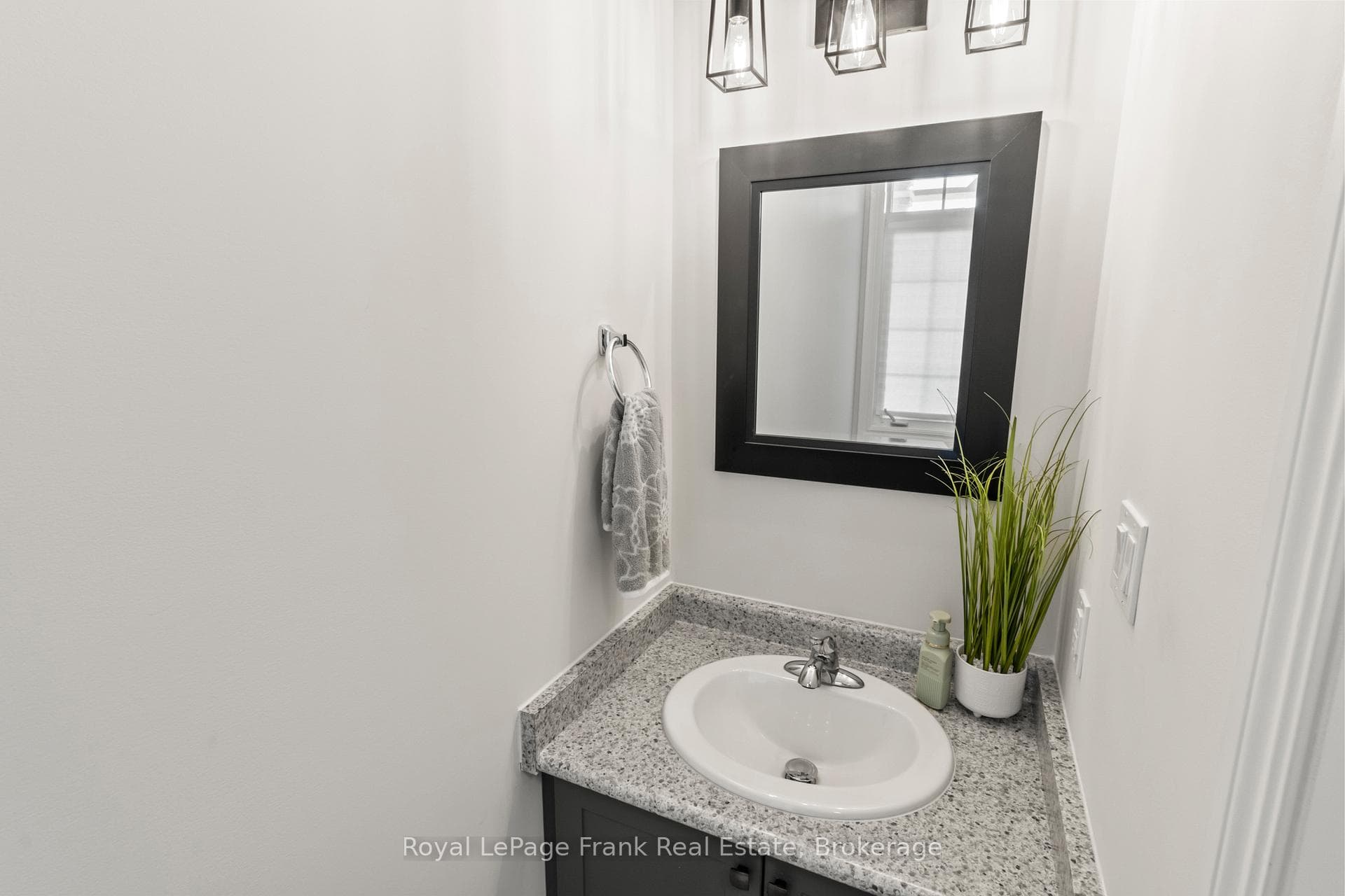 12 Coldbrook Drive photo 13