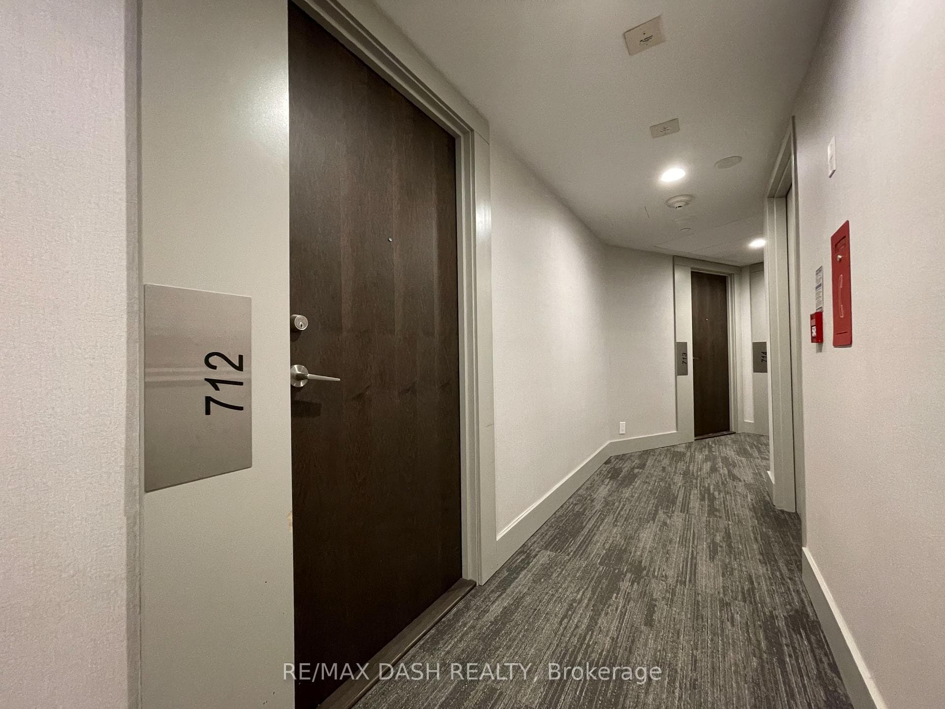 10 Parklawn Road Unit 712 photo 25