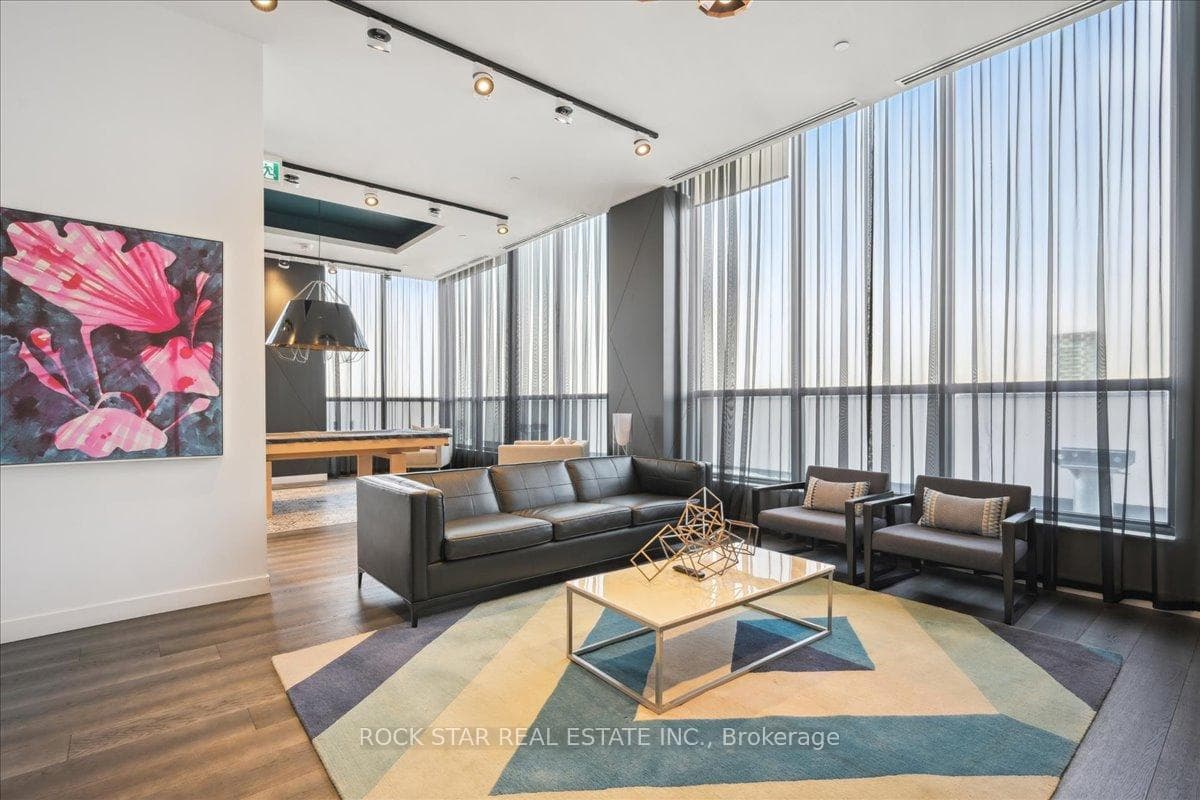 20 Thomas Riley Road Unit 1510 photo 32
