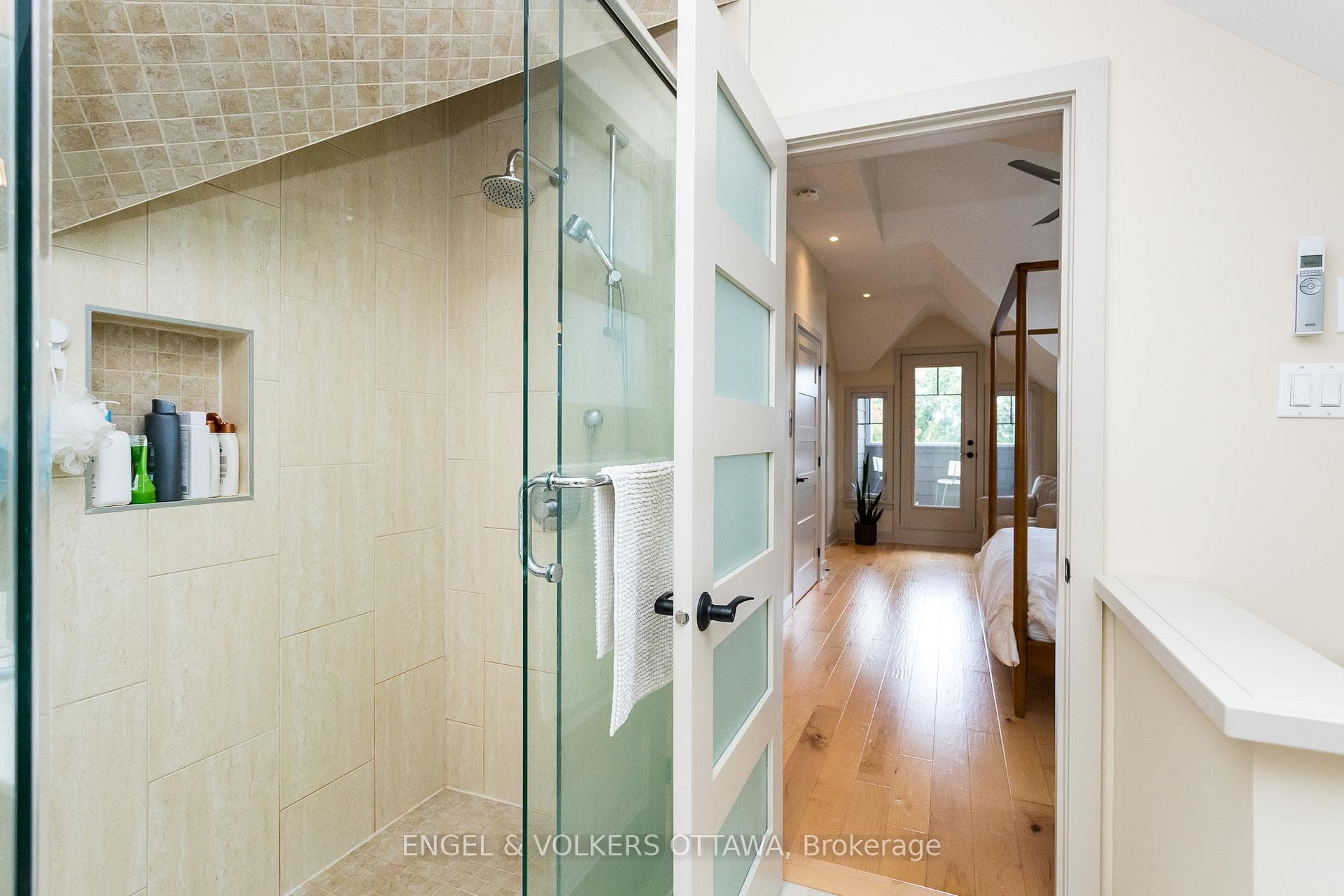 267 KIRCHOFFER Avenue photo 34
