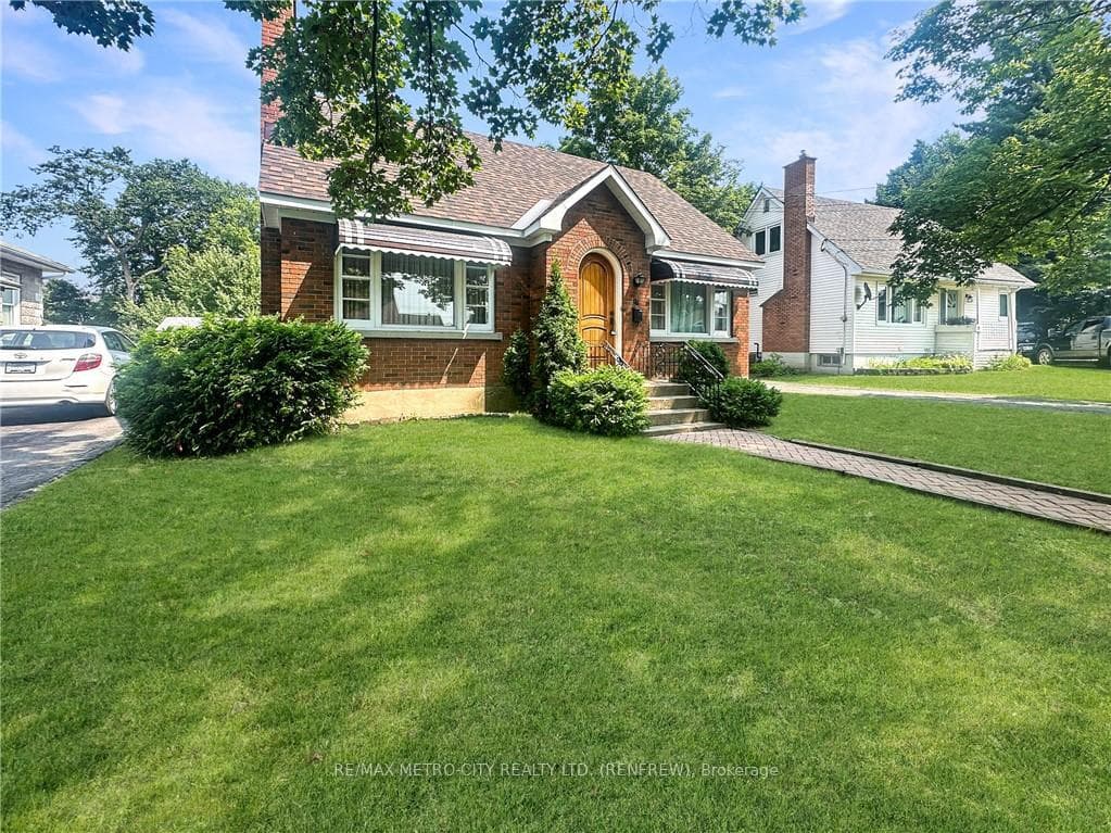 67 WILSON Street photo 3