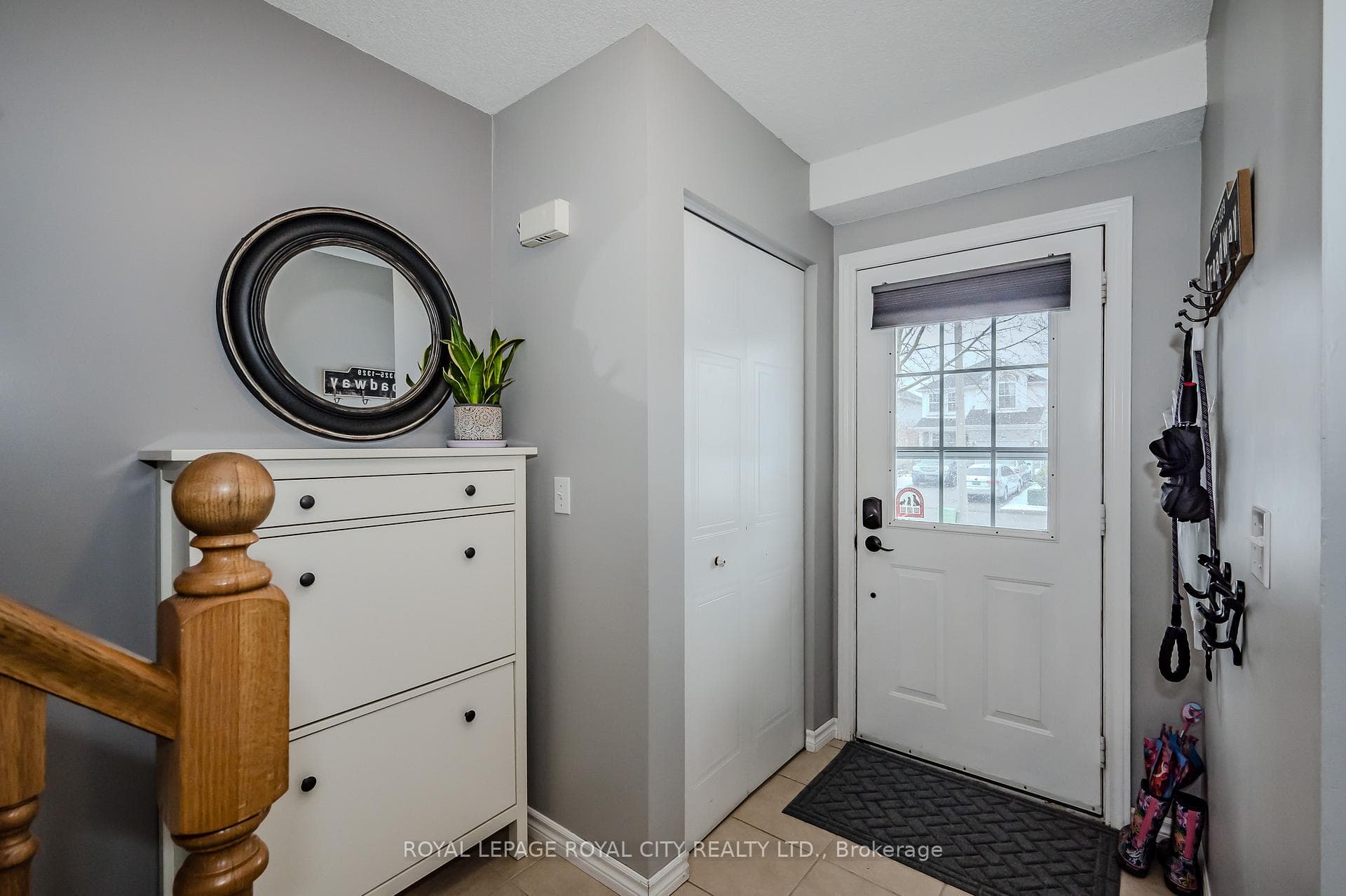 10 Buckthorn Crescent photo 5