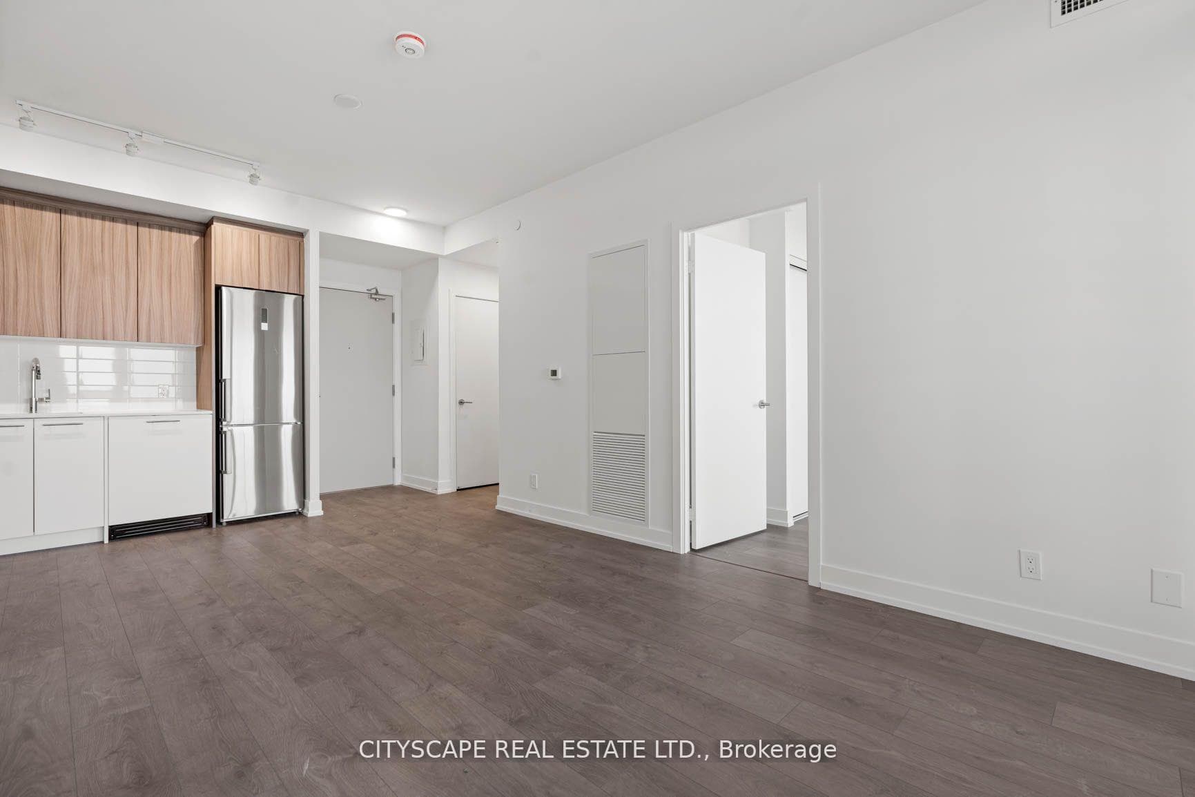 225 Veterans Drive Unit 706 photo 11