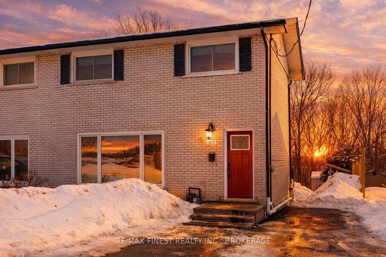 1479 Montreal Street photo 1