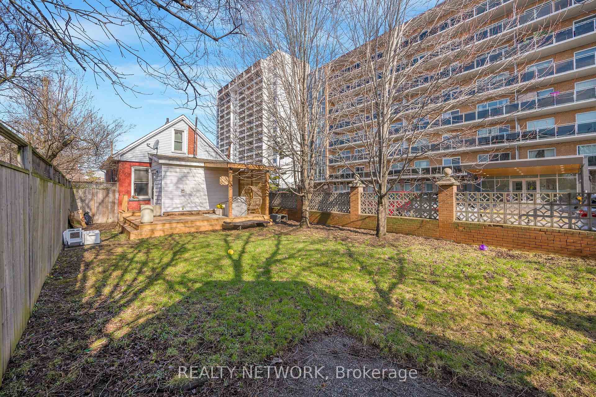 6 Ben Lomond Place photo 28