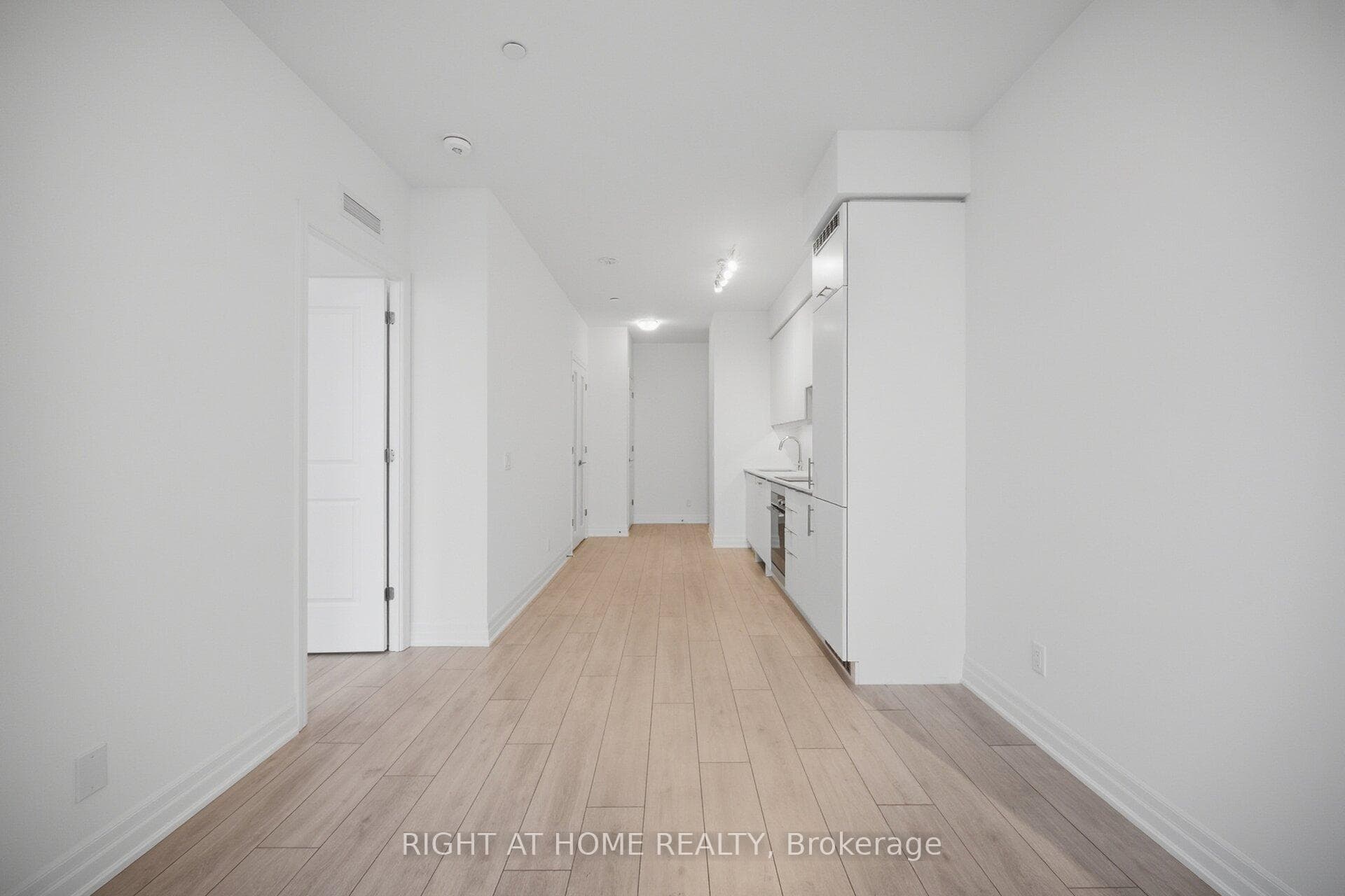 30 Elm Drive Unit 3906 photo 15