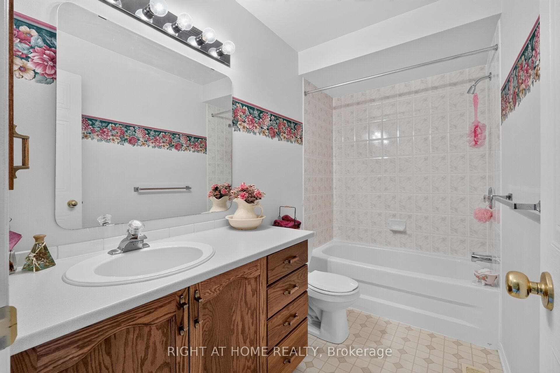 6165 Arbourwood Drive photo 18